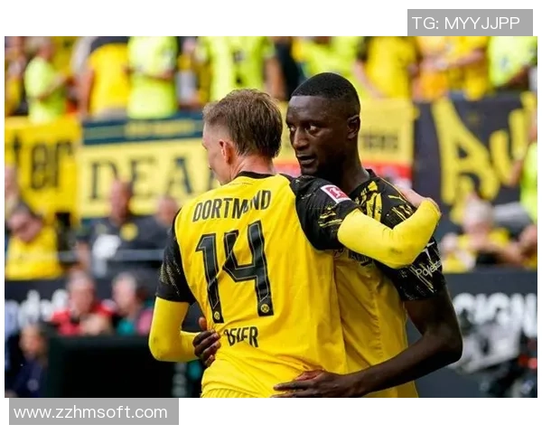 友谊赛精彩回顾：里昂大胜多特蒙德点球大战引发全场热潮