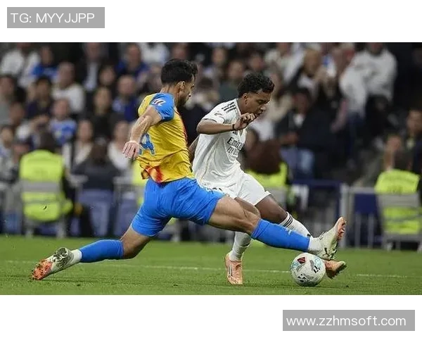 英超激战：那不勒斯逆转皇马补时绝杀引爆全场激情时刻