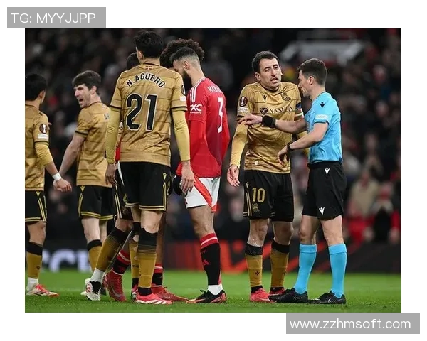 欧联杯精彩对决拜仁3-2逆转曼联帽子戏法点燃全场激情