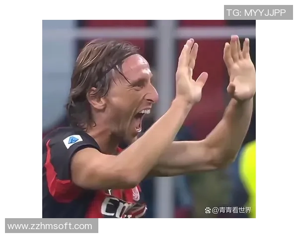 欧联杯惊天冷门AC米兰以3-0战胜拜仁引发全场震撼