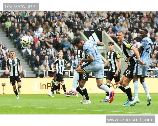 足总杯惊现乌龙球巴萨小胜巴黎圣日耳曼引发全场热议