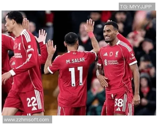 西甲热刺逆转曼联引发争议判罚全场沸腾瞬间回顾