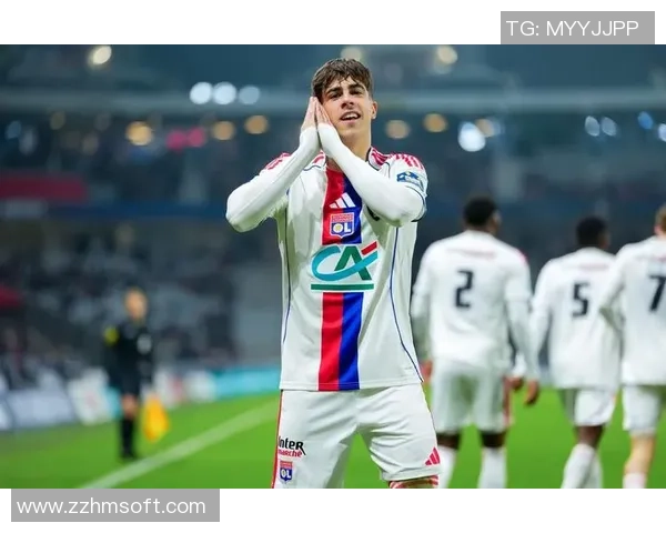 友谊赛精彩对决莱比锡与里昂战成平局乌龙球成比赛亮点